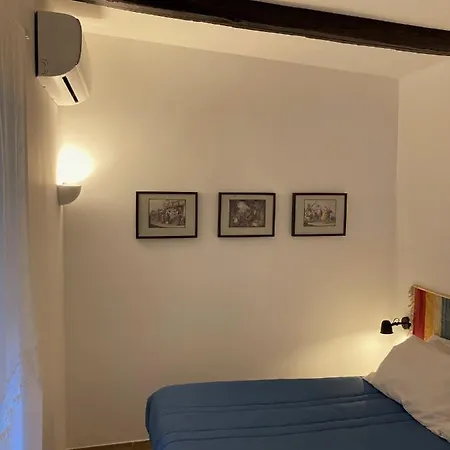 La Casa Blu Nel Cuore Storico Di Appartement Napels