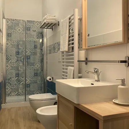 La Casa Blu Nel Cuore Storico Di Napels